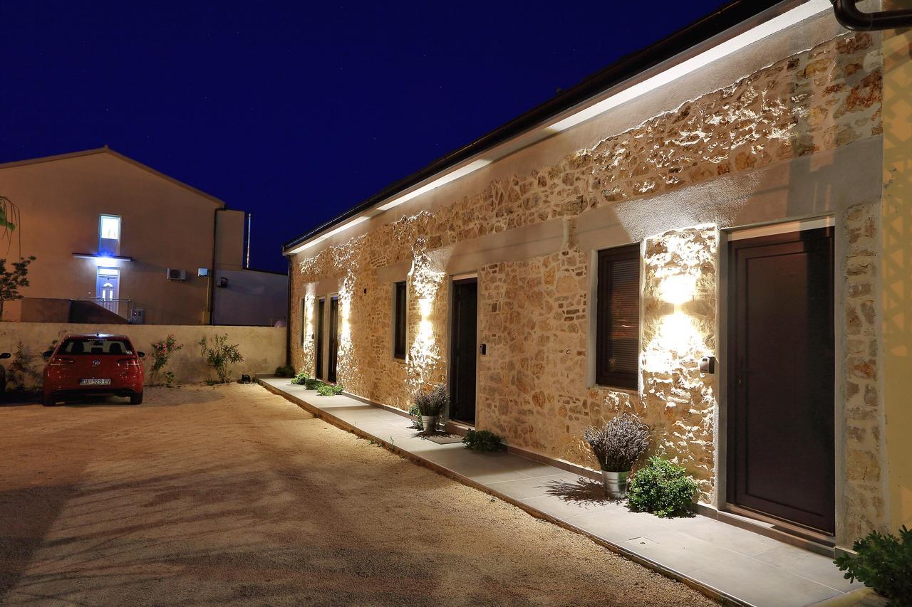 Guverna New City Accommodation Zadar Exterior photo